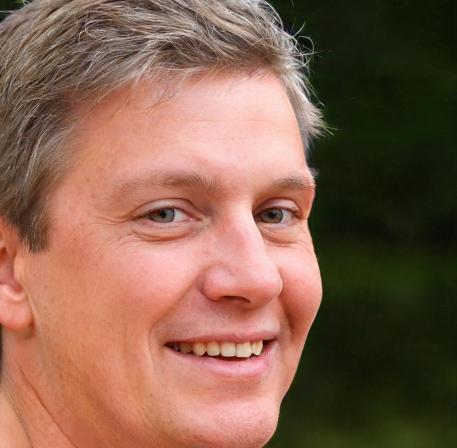 Portrait de Pierre Lefevre, expert en planification patrimoniale
